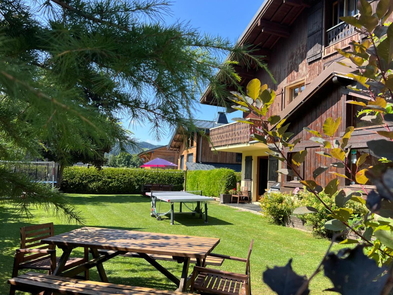 Chalet Aventure B&B Les Gets Exterior photo